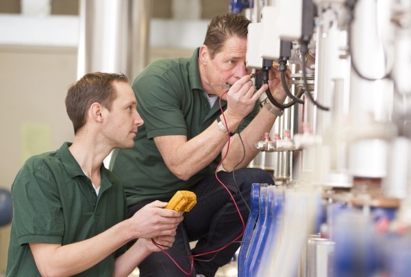 Maintenance_Fotolia_79386196_L