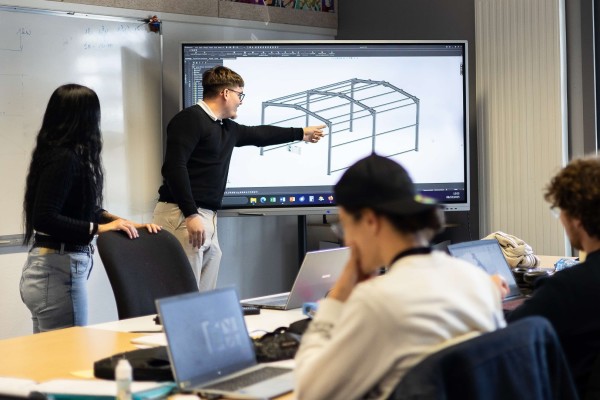 bts-amcr-architecture-en-metal