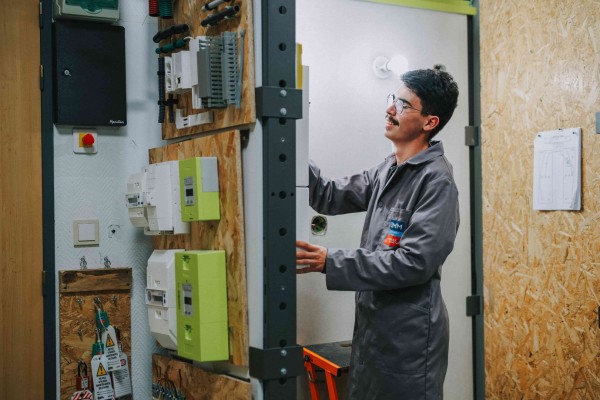 titre-pro-teee_equipement-exploitation-electricite