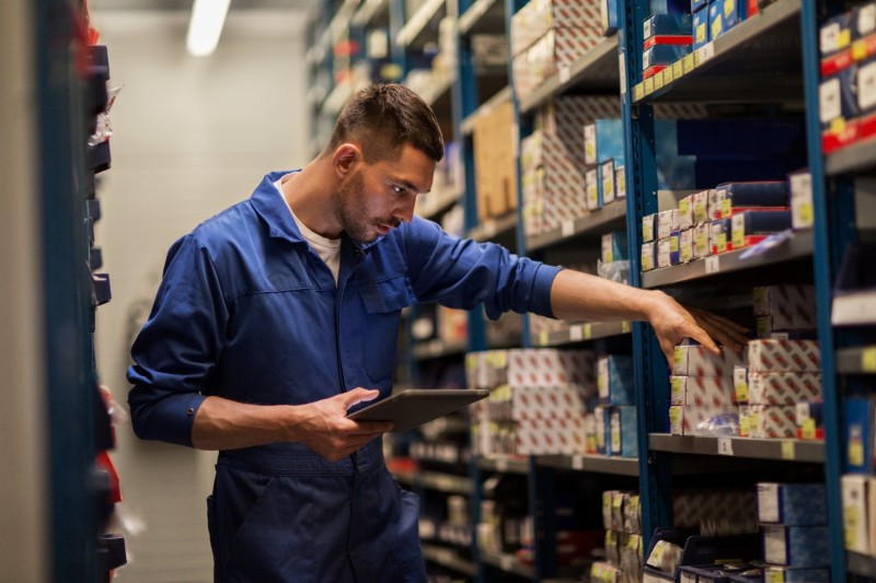 Metiers_de_la_logistique_AdobeStock_123921956